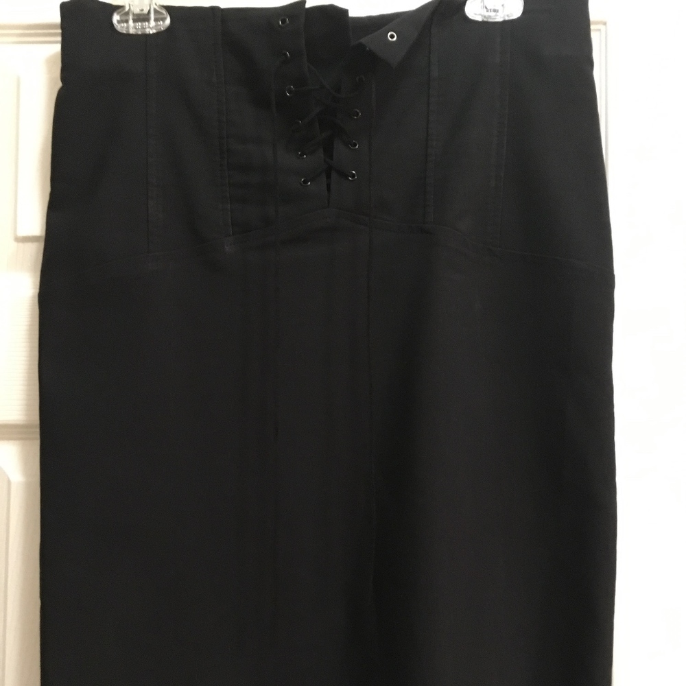 Zoompy Junior / Skirt  /front draw string Med VTG